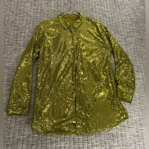 NEVER WORN FULL SEQUIN SHIRT, SIZE MEDIUM, BEAUTIFUL GREEN COLOR.